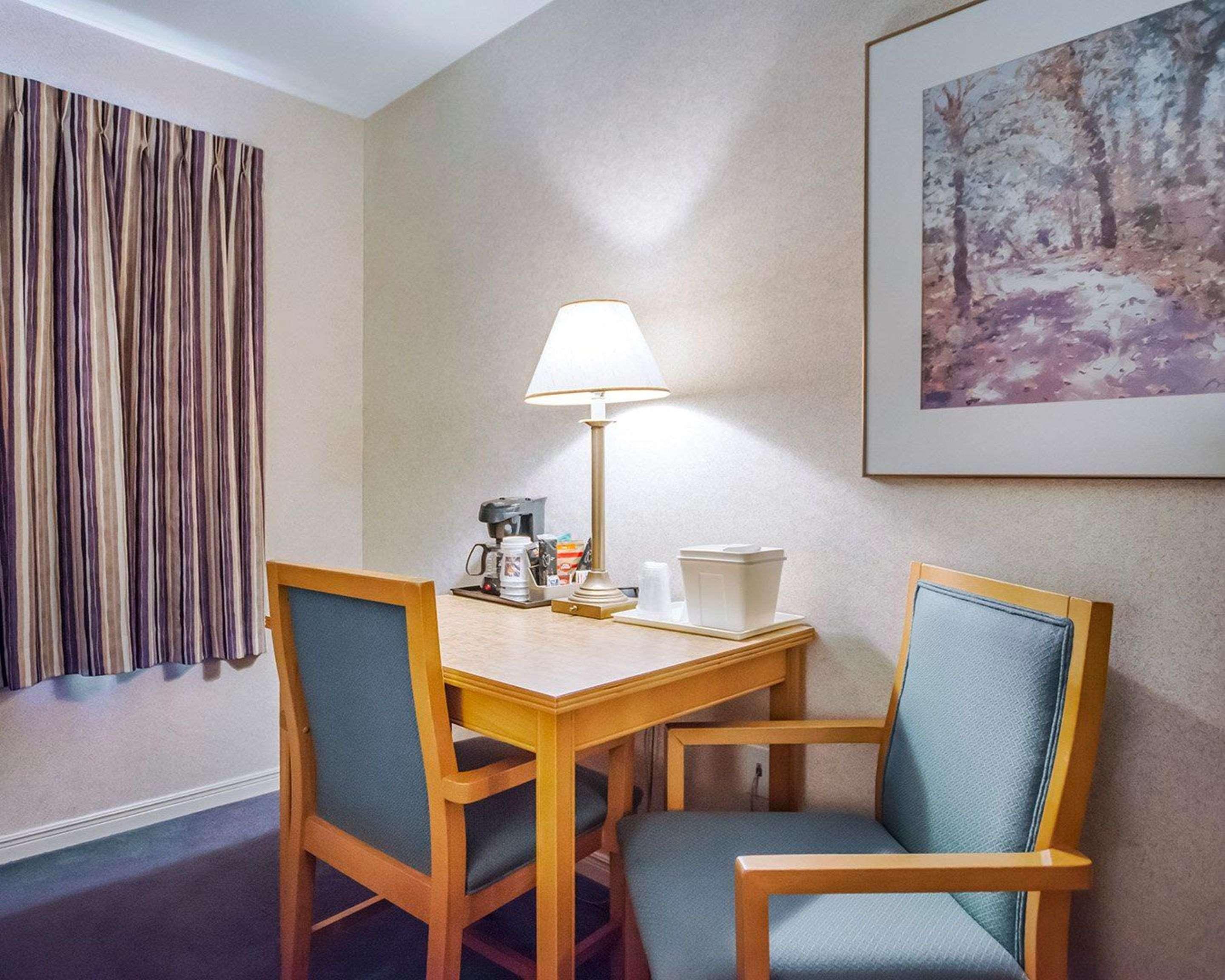 Rodeway Inn Saint-Jean Extérieur photo