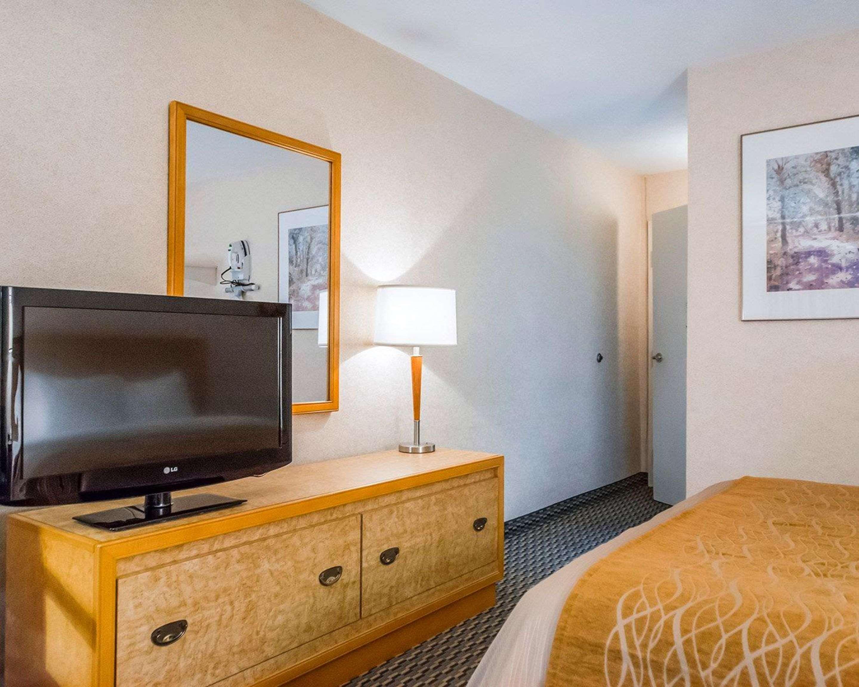Rodeway Inn Saint-Jean Extérieur photo